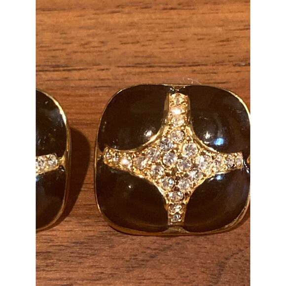 Vintage Pair Earrings Gold & Black Enamel & Diamond Cross Pattern ~ Very CoCo! - Picture 5 of 7